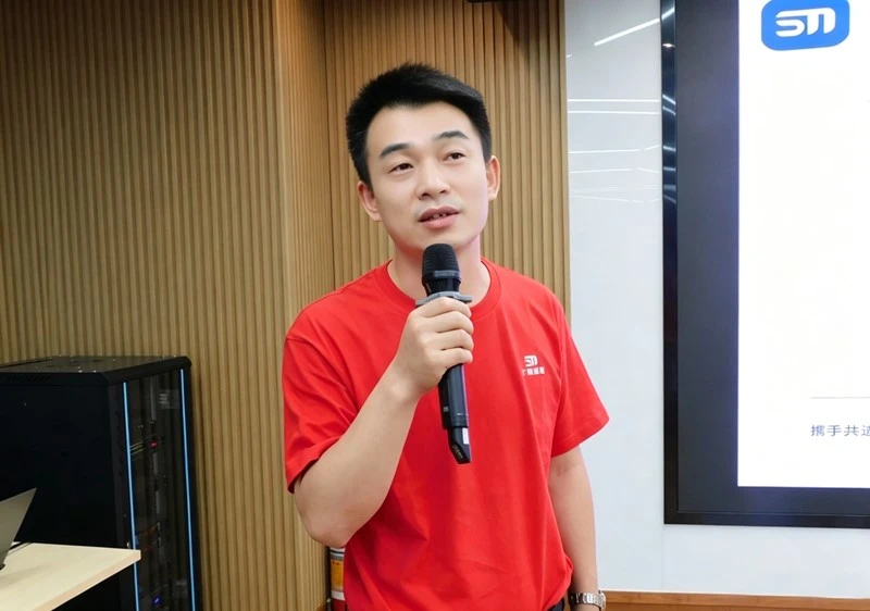 Closing address by General Manager Wu Aiping Closing address by General Manager Wu Aiping